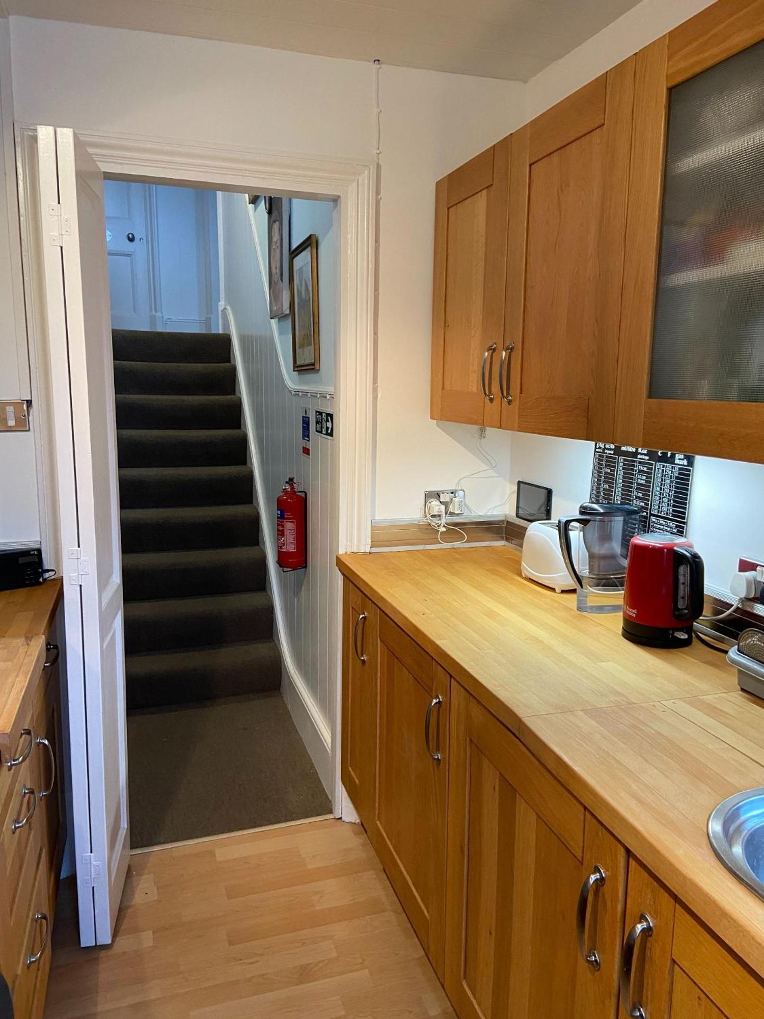 Deluxe Three Bed Bnb In Henley-On-Thames Near Station River & Town Centre 外观 照片