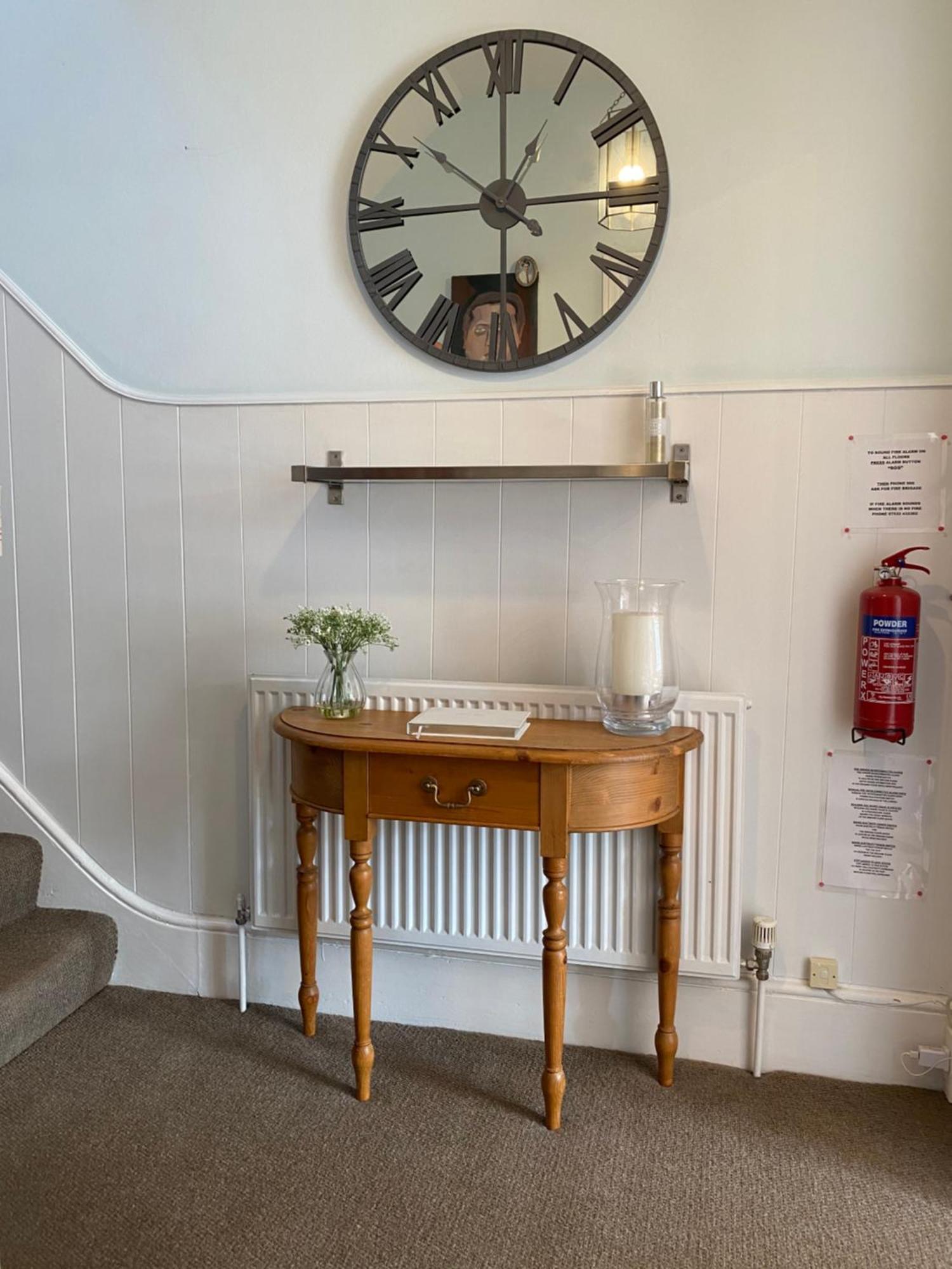 Deluxe Three Bed Bnb In Henley-On-Thames Near Station River & Town Centre 外观 照片